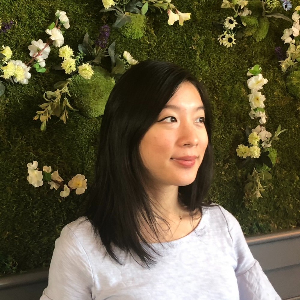 Meet your Posher, Claudia